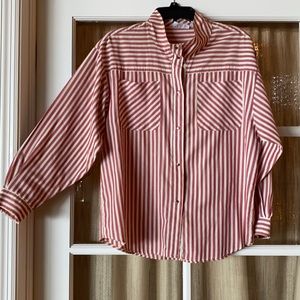 Jean De Pierre Snap button down red, white, gray blouse. Size 15/16